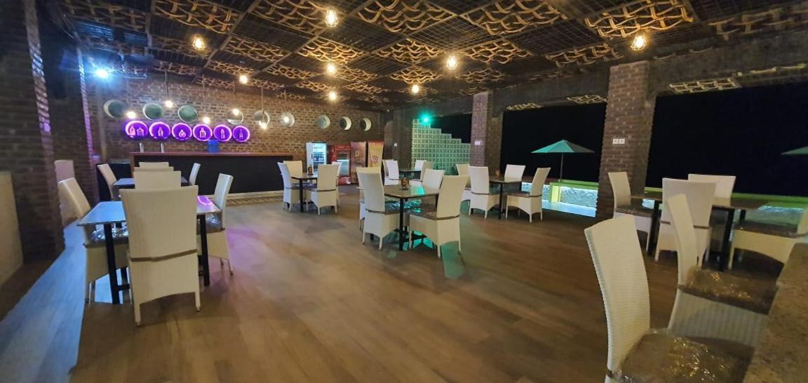 Reddoorz Plus At Hotel Pantai Timor Купанг Екстериор снимка